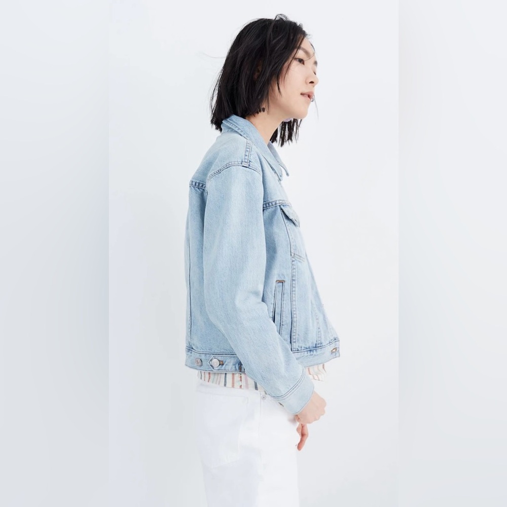 Madewell women’s The Boxy-Crop Jean Jacket in Fitzgerald Wash size small - Picture 3 of 5